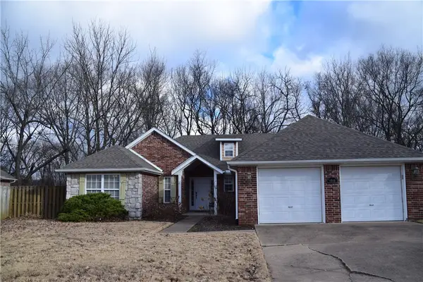 4946 W Waverly Road, Fayetteville, AR 72704