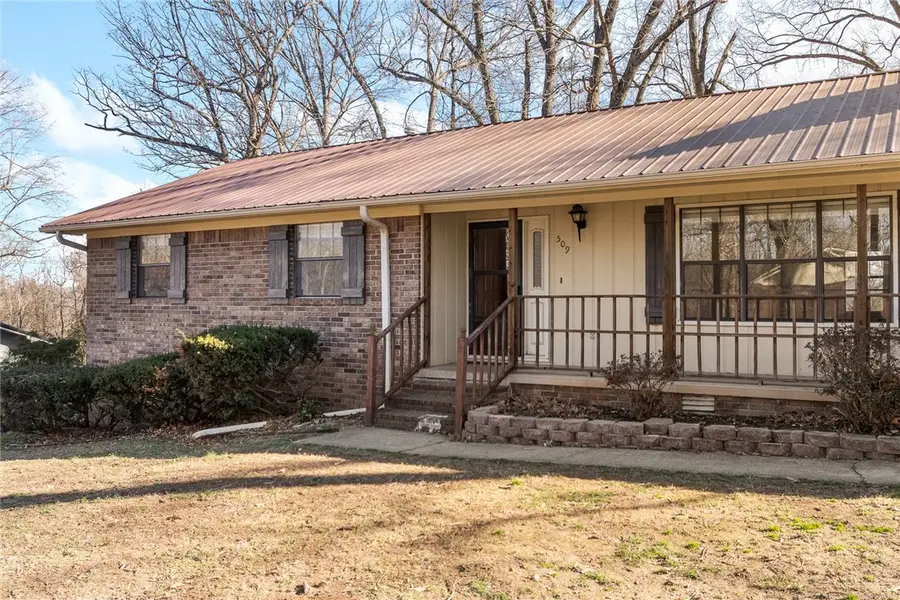 509 Huntington Place, Harrison, AR 72601 - Image #2