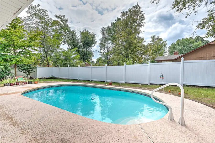 700 Woodland Drive, Rogers, AR 72756 - Image #3