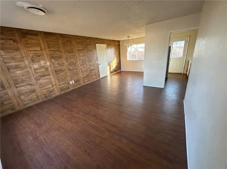 811 N 15th Street, Rogers, AR 72756 - Image #3