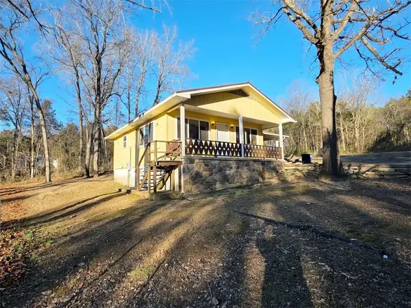 123 Canary Lane, Lead Hill, AR 72644