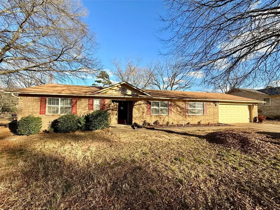 303 S Inglewood Avenue, Russellville, AR 72801 - Image #2