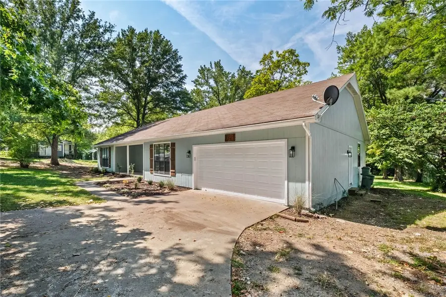 3325, 3335 S School, Fayetteville, AR 72701 - Image #2