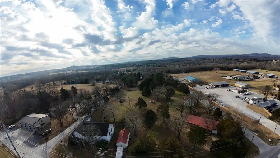 4070 N Old Wire Road, Fayetteville, AR 72703 - Image #3