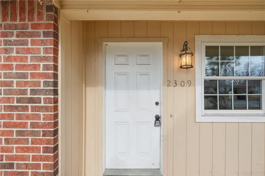 2309 W Meadow Lane, Rogers, AR 72756 - Image #2