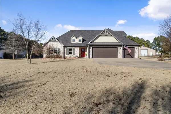 13738 Ua Beef Farm Road, Fayetteville, AR 72704