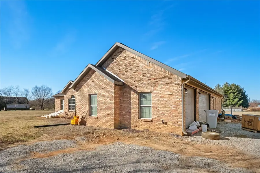 13539 Taylor Orchard Road, Gentry, AR 72734 - Image #2