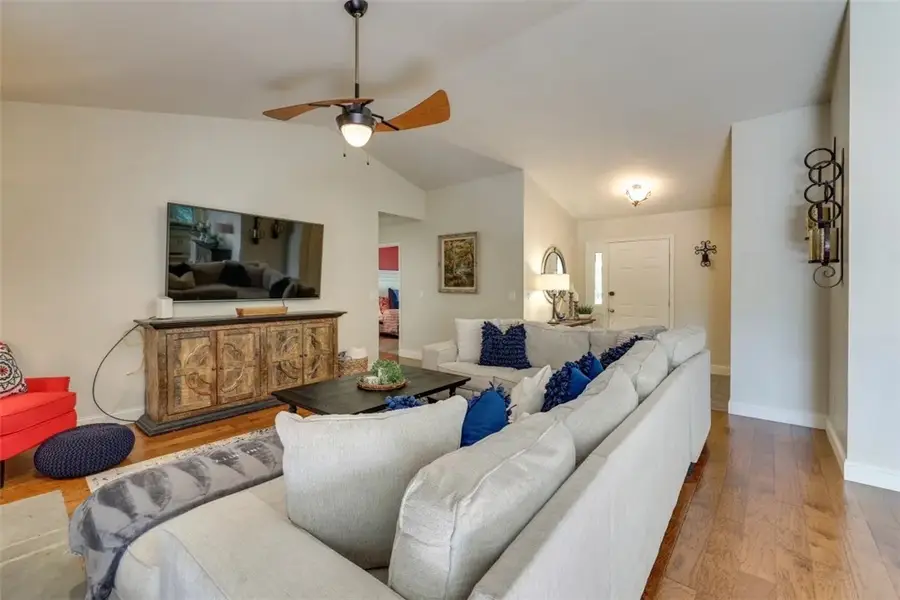 35 Kintyre Drive, Bella Vista, AR 72715 - Image #3