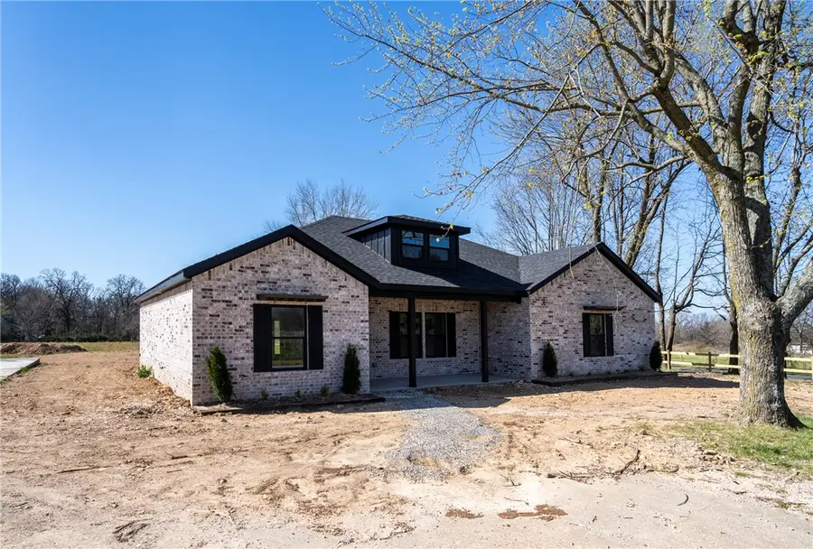 11161 S Old Cincinnati Road, Lincoln, AR 72744 - #3