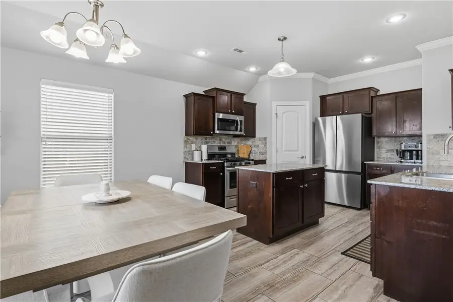 960 Silverthorn Drive, Centerton, AR 72719 - Image #3