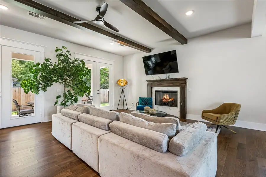 2036 N Dutton Place, Fayetteville, AR 72703 - Image #3