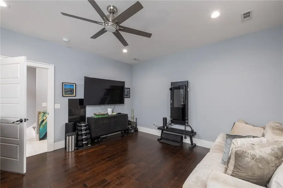 17 W Louise Street, Fayetteville, AR 72701 - Image #3