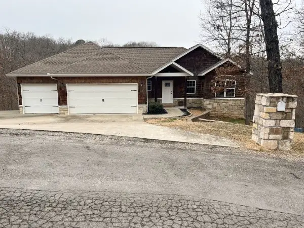 25 Halifax Lane, Bella Vista, AR 72714