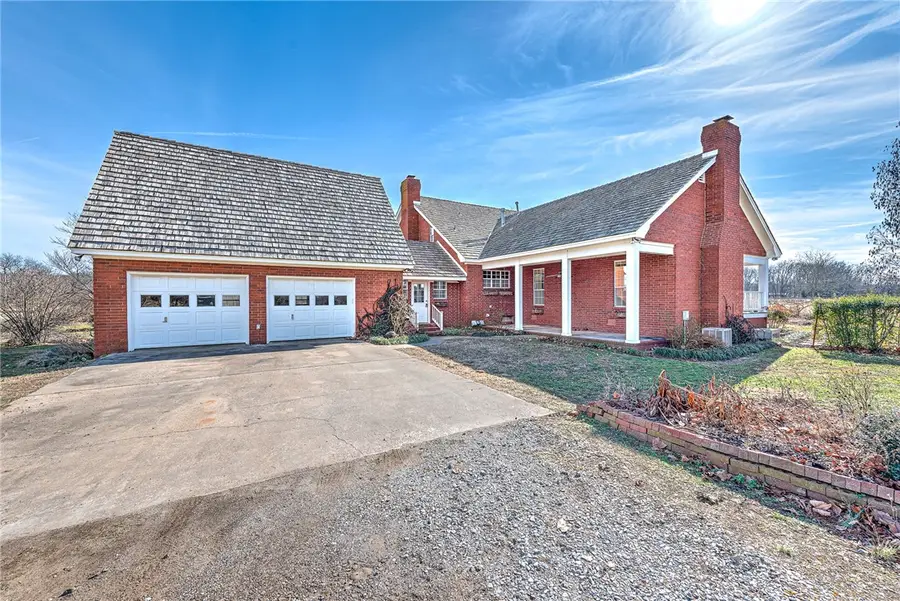 819 Center Street, Elkins, AR 72727 - Image #2