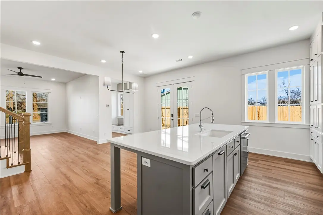 823 NW 14th Street, Bentonville, AR 72712 - Image #1