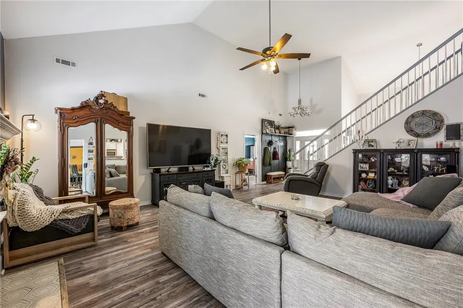 18 Sullivan Drive, Bella Vista, AR 72714 - Image #2