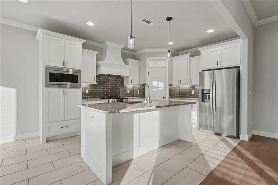 517 Sabine Pass Road, Fayetteville, AR 72704 - Image #3