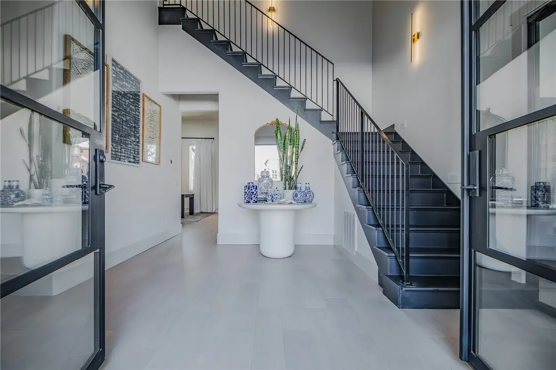 46 W Buckingham Drive, Rogers, AR 72758 - Image #1