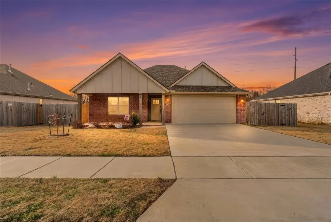 1011 Hampton Street, Tontitown, AR 72762 - Image #1