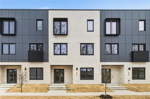 817 SE H Street, Bentonville, AR 72712