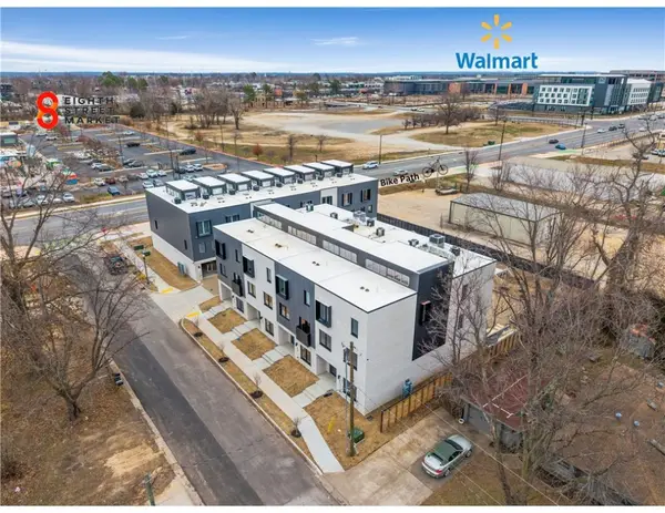 834 SE 8th Street, Bentonville, AR 72712