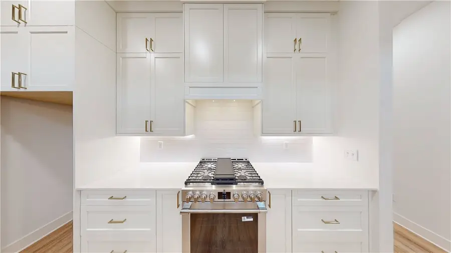 5918 S Bellview Road, Rogers, AR 72758 - Image #2