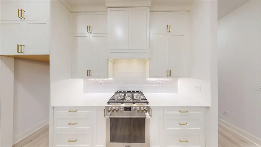 5916 S Bellview Road, Rogers, AR 72758 - Image #2