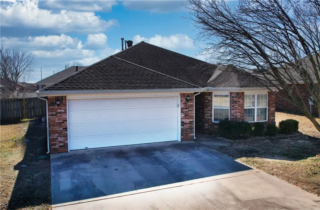 4001 SW Carriageway Avenue, Bentonville, AR 72712 - Image #1