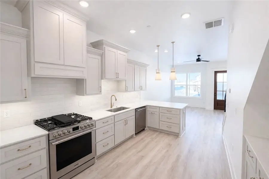 2607 S 30th Place, Rogers, AR 72758 - Image #3