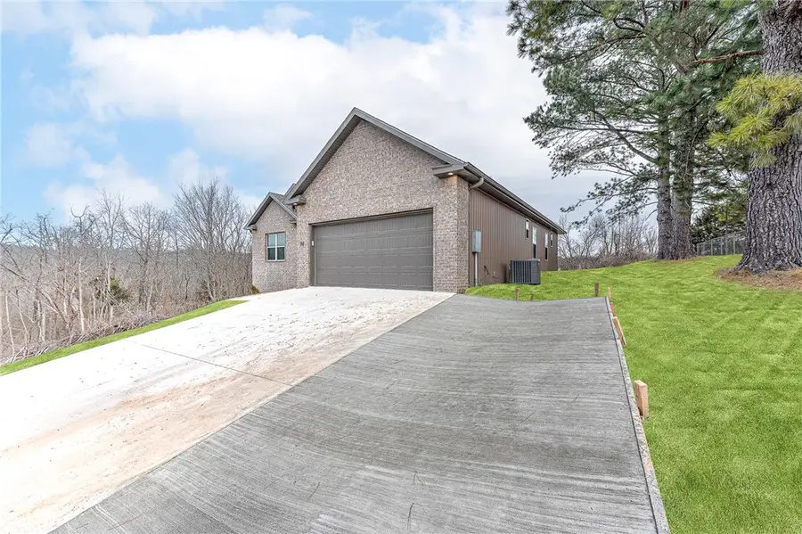 94 Sherlock Drive, Bella Vista, AR 72715 - Image #2