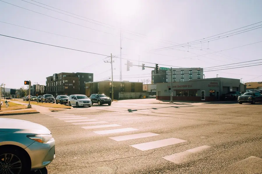 601 School Avenue, Fayetteville, AR 72701 - Image #2