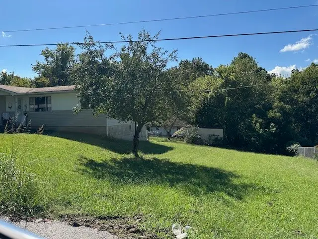 116 Richard Avenue, Harrison, AR 72601 - Image #2