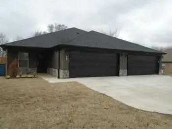 505 N Collins Avenue #A & B, Gentry, AR 72734