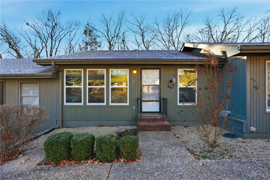 10 Dogwood Drive, Bella Vista, AR 72715 - Image #1