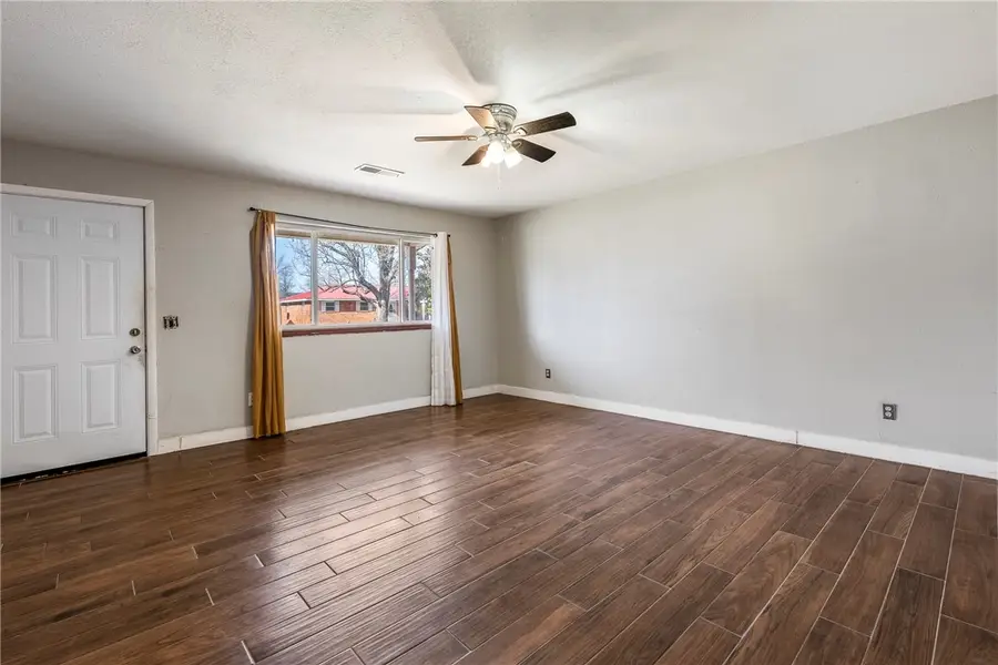 1107 White Road, Springdale, AR 72762 - Image #2