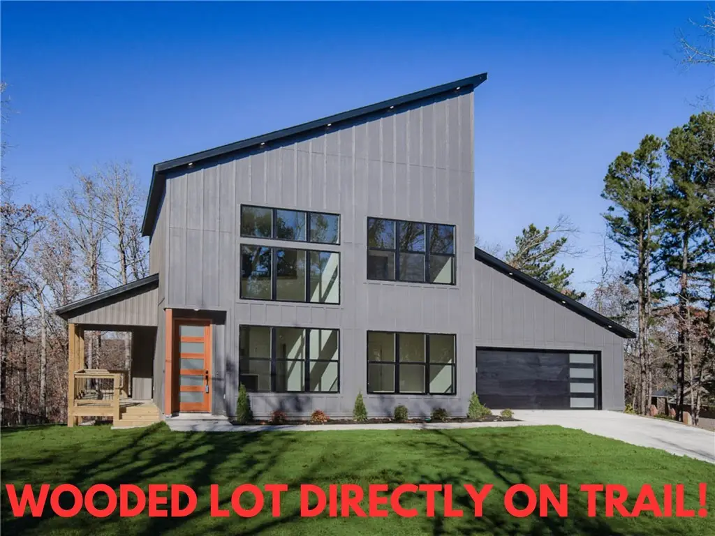 4 Savidge Circle, Bella Vista, AR 72715 - Image #1