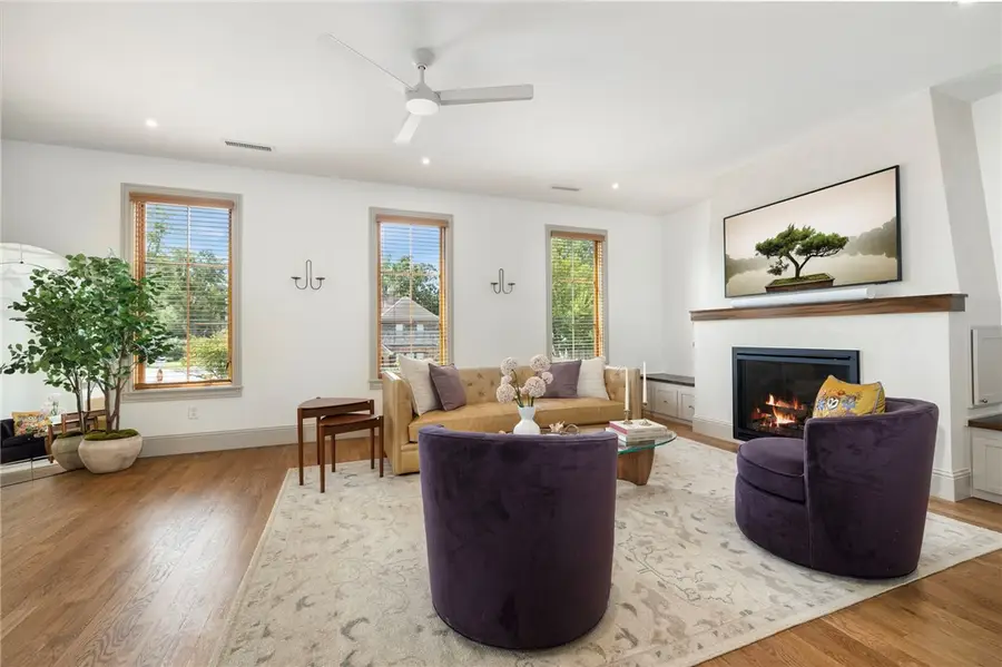 300 NW 5th Street, Bentonville, AR 72712 - Image #2