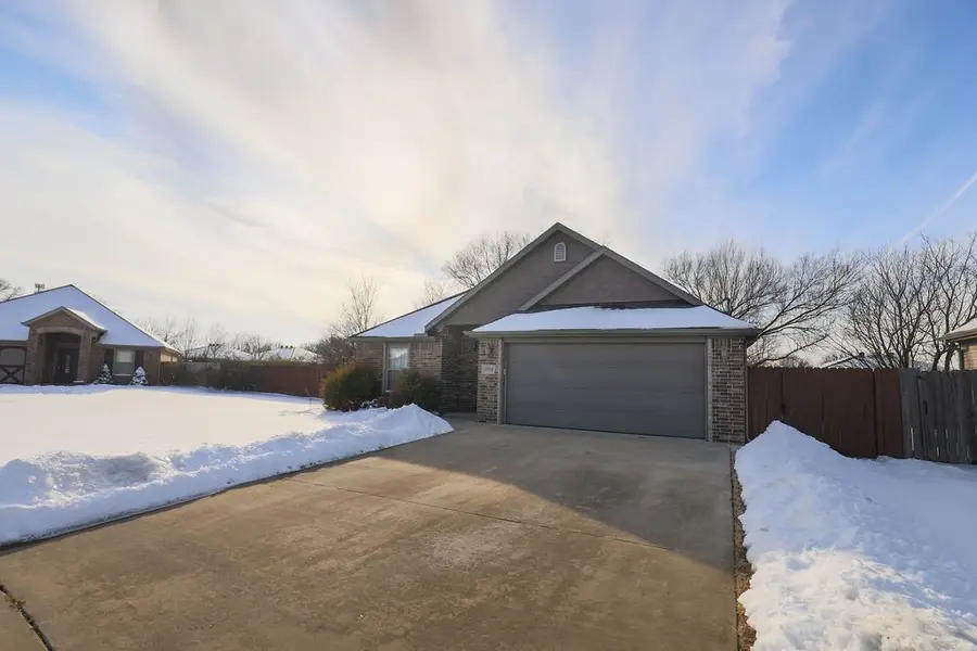 3058 Chelsey Lane, Springdale, AR 72764 - Image #2