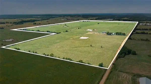 14465 Wet Prairie Road, Gravette, AR 72736