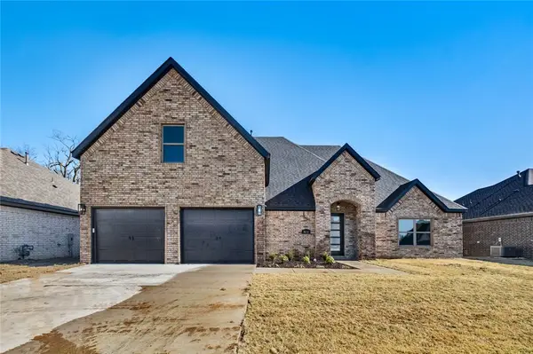 4656 W Triangle Street, Fayetteville, AR 72704