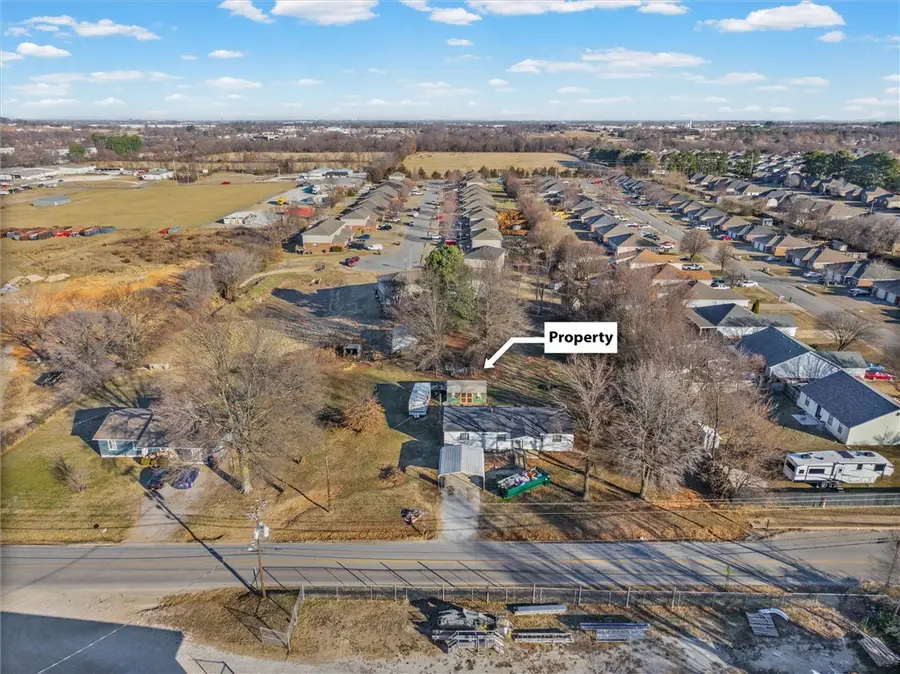 424 W County Line Road, Springdale, AR 72764 - Image #3