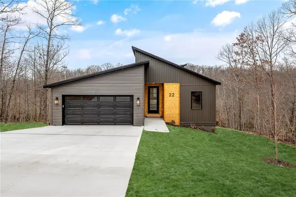 22 Hessle Circle, Bella Vista, AR 72714