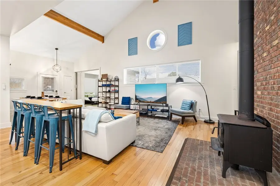 1049 S Washington Avenue, Fayetteville, AR 72701 - #2