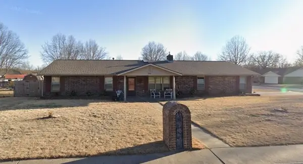 2801 Hyatt Avenue, Springdale, AR 72762