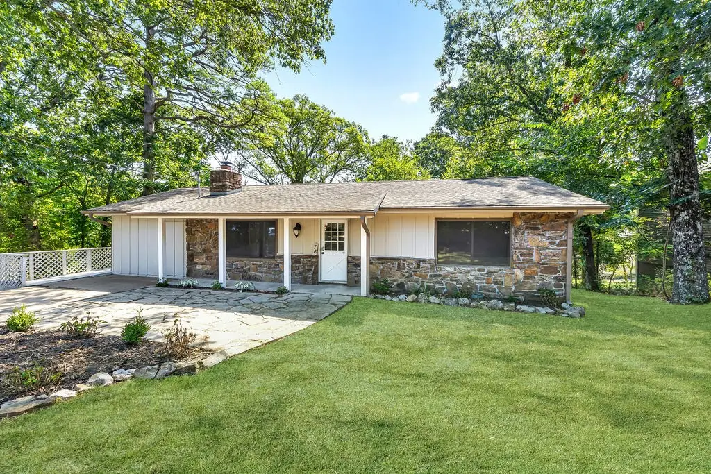 76 Overton Drive, Bella Vista, AR 72714 - Image #1