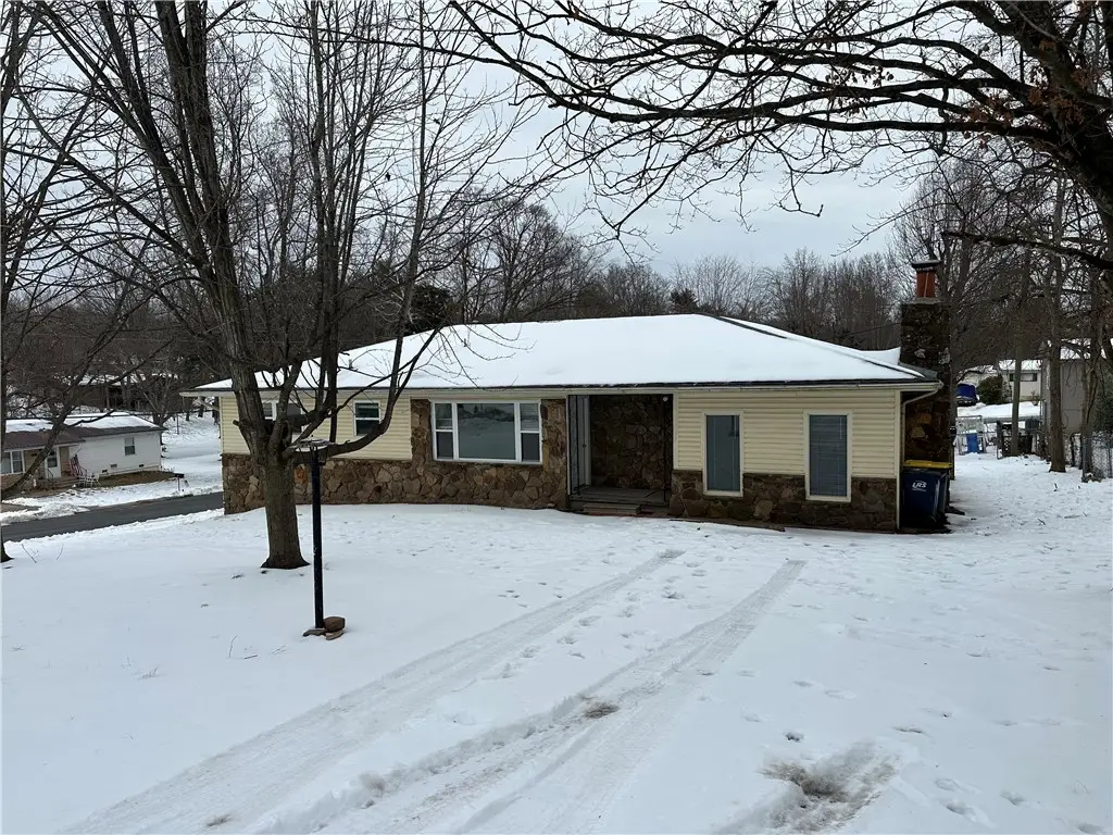 601 Tamarind Street, Harrison, AR 72601 - #1