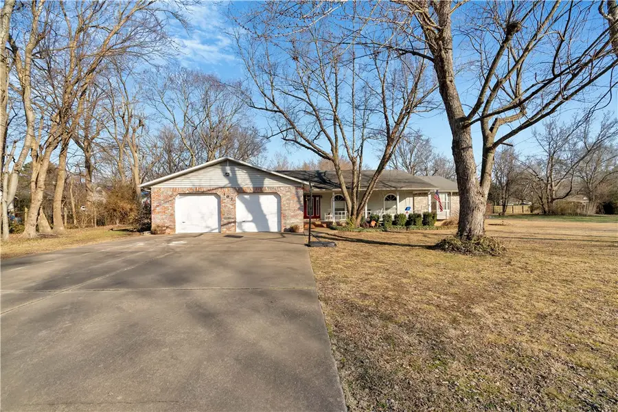 107 Ozark Street, Prairie Grove, AR 72753 - #3