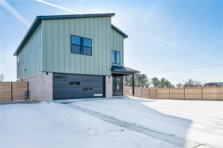 4927 Weeping Willow Avenue, Springdale, AR 72764 - Image #2