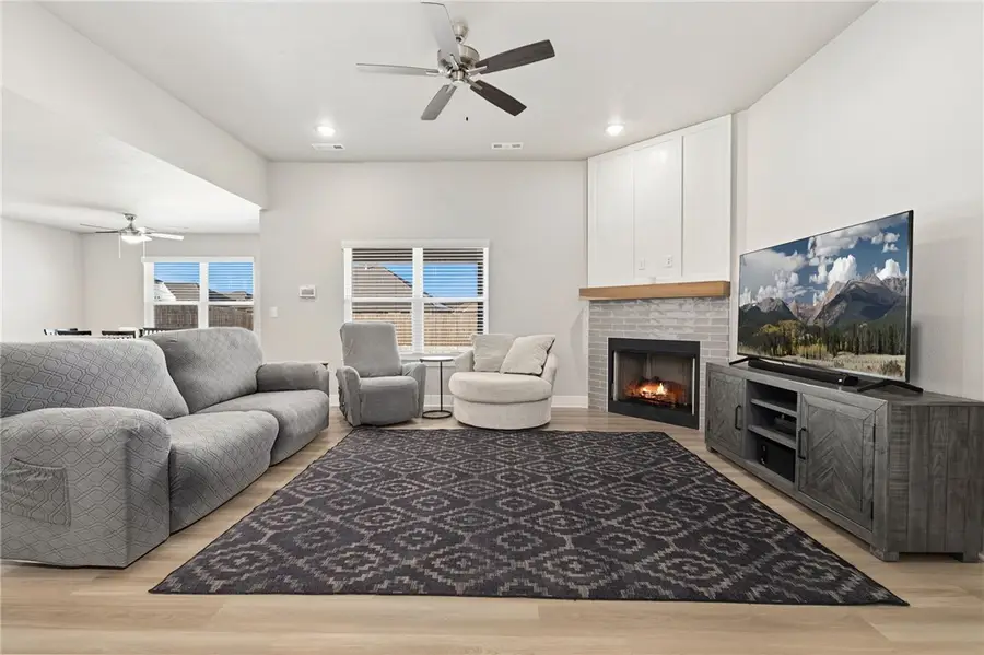 622 Kayla Maria Street, Prairie Grove, AR 72753 - #3