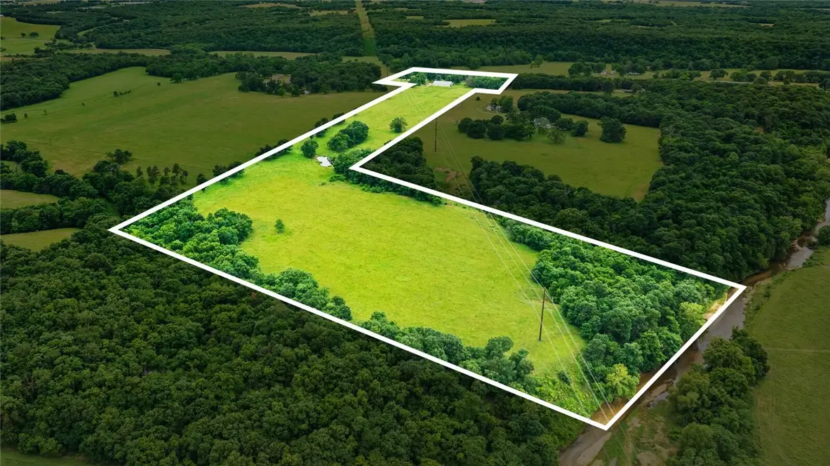 15196 Cincinnati Creek Road, Summers, AR 72769 - Image #1